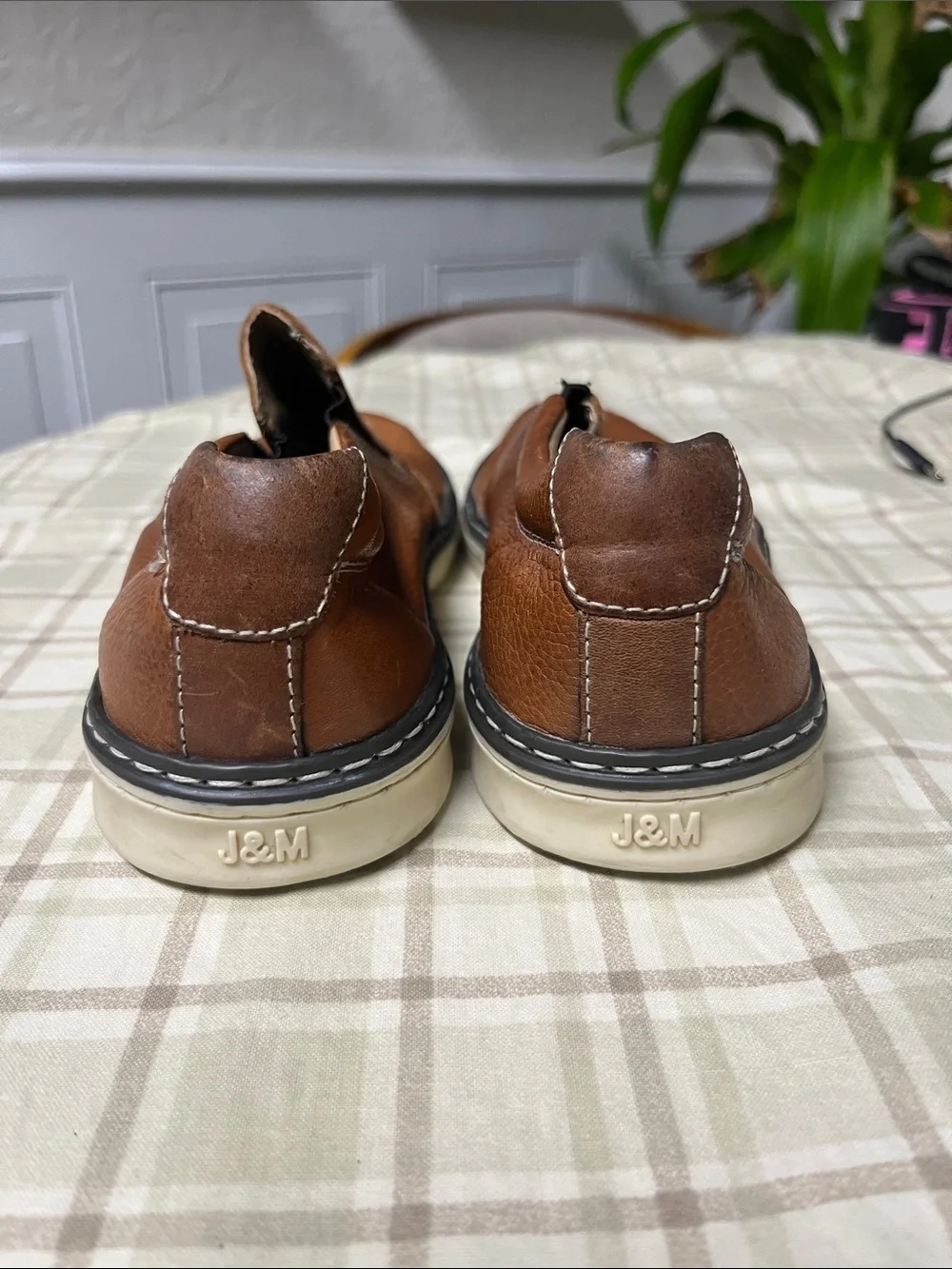 Johnston & Murphy Tan Brown Leather Slip-On Loafers